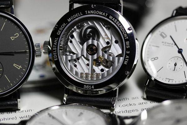 帝舵表售后维修服务点（帝舵忽快忽慢）