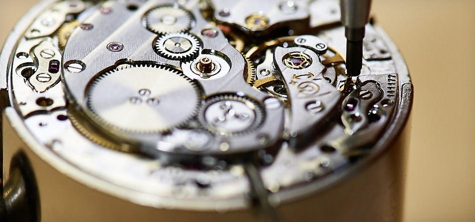 帝舵手表售后服务电话（帝舵表冠无法旋转）